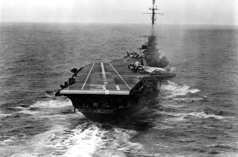 USS Bon Homme Richard (CVA-31) - N437B.jpg :: USS Bon Homme Richard (CVA-31), Aircraft Carrier Attack, Vietnam War - US NAVY PHOTO: Pilot's eye view of the approach to USS Bon Homme Richard (CVA-31) circa 1957.