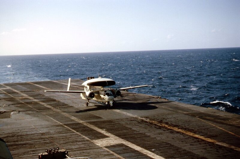 USS Bon Homme Richard (CVA-31) - N437H.jpg :: USS Bon Homme Richard (CVA-31), Aircraft Carrier Attack, Vietnam War - US NAVY PHOTO: Grumman E-1B Tracer, VAW-11 Det. E \