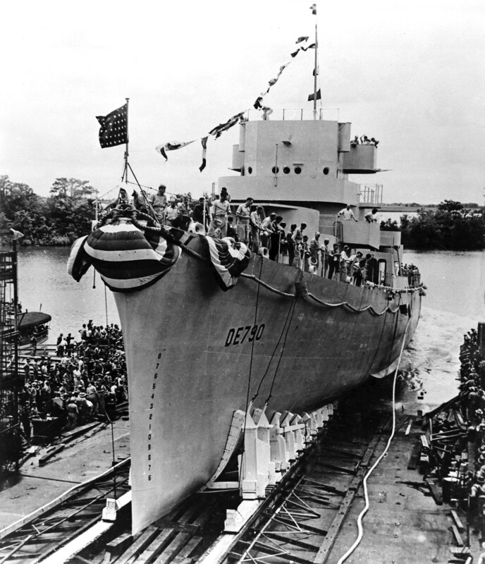USS Borum (DE-790) - N12854A.jpg :: USS Borum (DE-790), Destroyer Escort, WW II - US NAVY PHOTO: USS Borum (DE-790) launching, down the ways, 14 Aug 1943.
