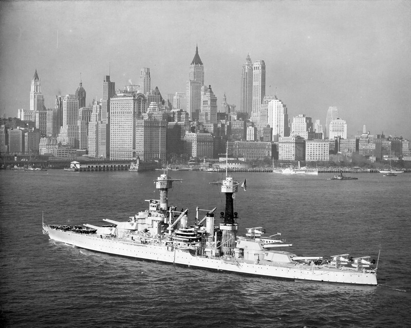 USS Colorado (BB-45) - N3158M.jpg :: USS Colorado (BB-45), Battleship, Post-WW I - US NAVY PHOTO: USS Colorado (BB-45) shown here entering New York in 1934. Note: crew standing on bow and planes on stern.
