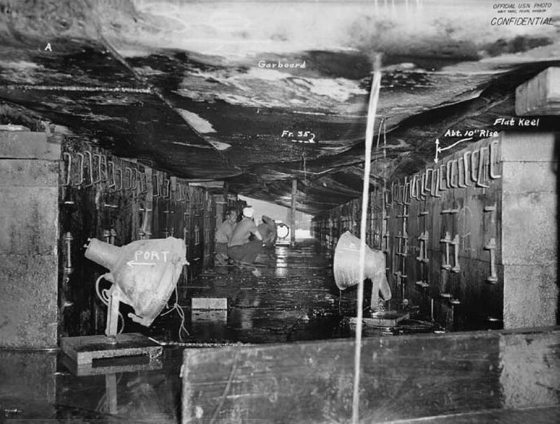 USS Colorado (BB-45) - N3160E.jpg :: USS Colorado (BB-45), Battleship, WW II - US NAVY PHOTO: USS Colorado (BB-45) in dry dock, frame 39 looking forward to shell damage, 19 May 1944.