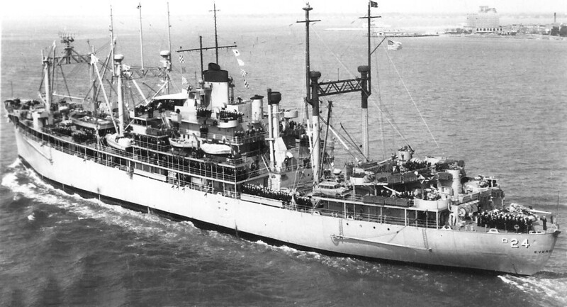USS Everglades (AD-24) - N15461E.jpg :: USS Everglades (AD-24), Destroyer Tender, Korean-War - US NAVY PHOTO: USS Everglades (AD-24) in bound from sea at Hampton Roads, circa 1950s.