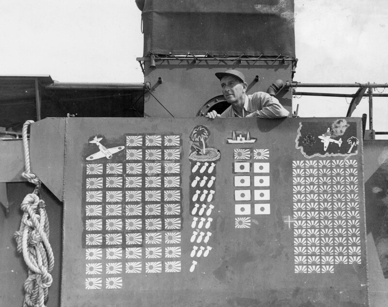USS Langley (CVL-27) - N623K.jpg :: USS Langley (CVL-27), Light Aircraft Carrier, WW II - US NAVY PHOTO: Captain Wallace M. \