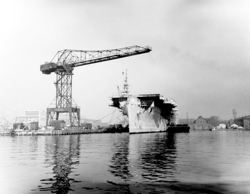 USS Langley (CVL-27) - N625L.jpg :: USS Langley (CVL-27), Light Aircraft Carrier, WW II - US NAVY PHOTO: USS Langley (CVL-27) undergoes reactivation at the Philadelphia Naval Shipyard, Pennsylvania, in Jan 1951. She was later transferred to the French Navy.
