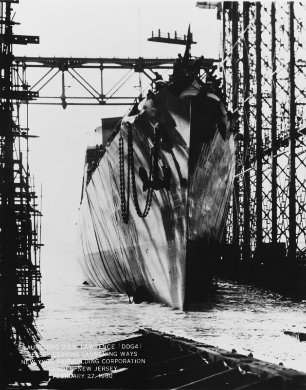 USS Lawrence (DDG-4) - N25990A.jpg :: USS Lawrence (DDG-4), Guided Missile Destroyer, Vietnam War - US NAVY PHOTO: USS Lawrence (DDG-4) launching, at the New York Shipbuilding Corporation shipyard, Camden, New Jersey, 27 Feb 1960. 