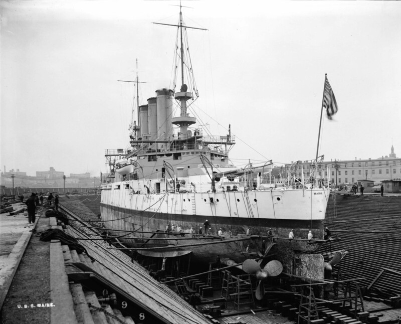 USS Maine (BB-10) - N2961F.jpg :: USS Maine (BB-10), Battleship, Post-Civil War - US NAVY PHOTO: Stern view of the USS Maine (BB-10) in the dry docks at Brooklyn Navy Yard, Mar 1903.
