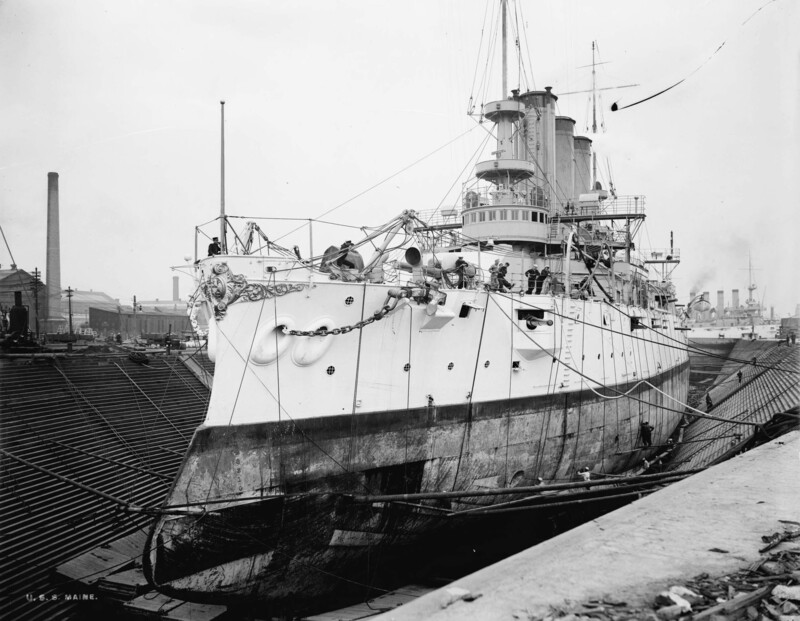 USS Maine (BB-10) - N2961G.jpg :: USS Maine (BB-10), Battleship, Post-Civil-War - US NAVY PHOTO: The USS Maine (BB-10) bow in the dry docks at Brooklyn Navy Yard.
