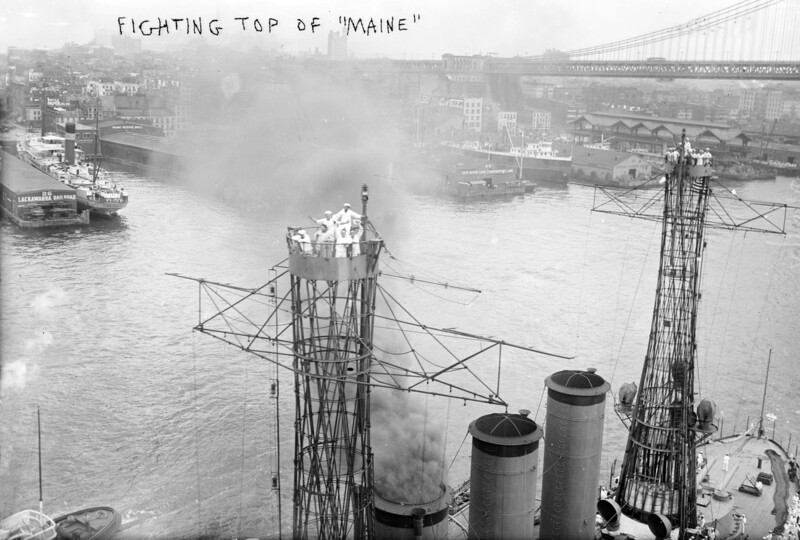 USS Maine (BB-10) - N2964D.jpg :: USS Maine (BB-10), Battleship, WW I - US NAVY PHOTO: Photograph shows civilians on a training cruise on the USS Maine (BB-10) where they learned to be sailors as part of the Preparedness Movement before the entry of the United States into World War I. The ship left New York harbor in Aug 1916.