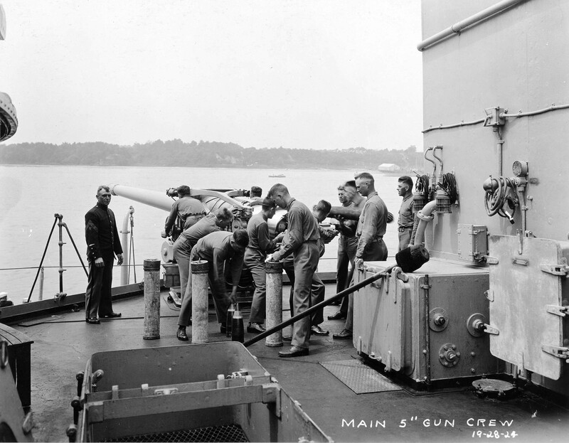 USS Maine (BB-10) - N2964E.jpg :: USS Maine (BB-10), Battleship, WW II - US NAVY PHOTO: Gun Practice - 6\