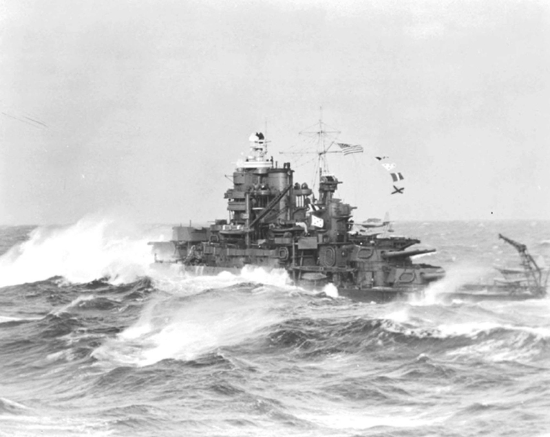 USS Mississippi (BB-41) - N3119H.jpg :: USS Mississippi (BB-41), Battleship, WW II - US NAVY PHOTO: USS Mississippi (BB-41) steaming through heavy weather in the North Atlantic, Sep 1941.