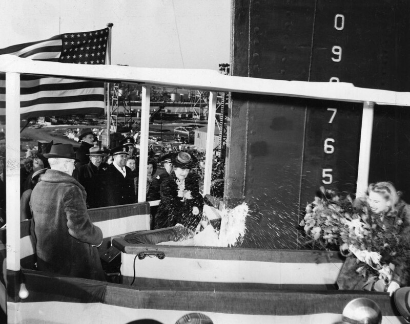 USS Monterey (CVL-26) - N611D.jpg :: USS Monterey (CVL-26), Light Aircraft Carrier, WW II - US NAVY PHOTO: USS Monterey (CV-26) was sponsored by Mrs. Patrick N.L. Bellinger (née Miriam Benoist), wife of Rear Admiral Bellinger, Deputy Chief of Staff to Admiral King, 28 Feb 1943.