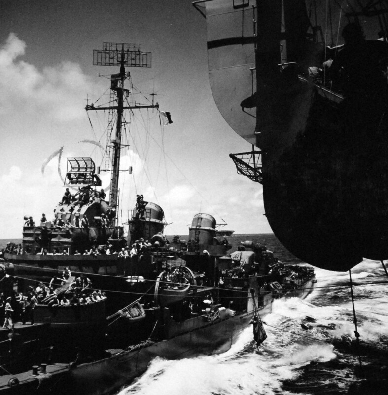 USS Monterey (CVL-26) - N613F.jpg :: USS Monterey (CVL-26), Light Aircraft Carrier, WW II - US NAVY PHOTO: Destroyer USS Miller (DD-535) pulling alongside USS Monterey (CVL-26) to put Ensign Robert W. \