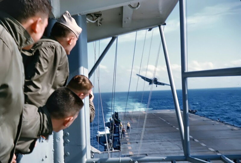 USS Monterey (CVL-26) - N614L.jpg :: USS Monterey (CVL-26), Light Aircraft Carrier, Korean War - US NAVY PHOTO: Training aboard USS Monterey (CVL-26), sometime in the 1950s.
