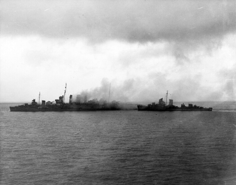 USS Patterson (DD-392) - N4363E.jpg :: USS Patterson (DD-392), Destroyer, WW II - US NAVY PHOTO: Battle of Savo Island, 9 Aug 1942, U.S. destroyers remove the crew from the fatally-damaged HMAS Canberra off Guadalcanal at about 0630 on the morning of 9 Aug 1942, following the Battle of Savo Island. USS Blue (DD-387) is alongside Canberra's port bow, as USS Patterson (DD-392) approaches from astern.