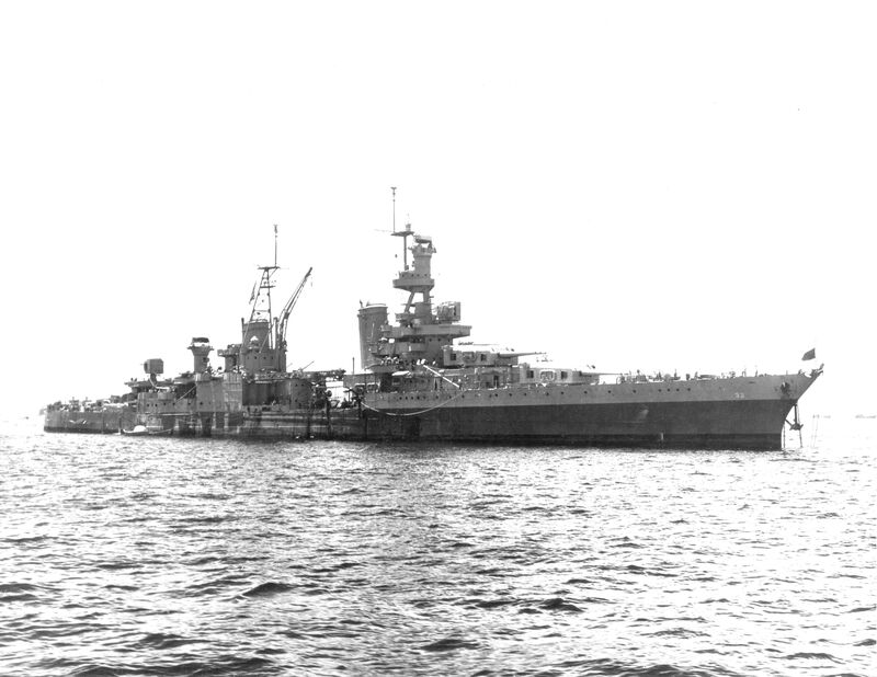 USS Portland (CA-33) - N1747L.jpg :: USS Portland (CA-33), Heavy Cruiser, WW II - US NAVY PHOTO: USS Portland (CA-33) anchored, probably at either Buckner Bay, Okinawa, or Truk, 29 Aug 1945.