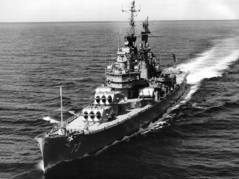 USS Saint Paul (CA-73) - N1911F.jpg :: USS Saint Paul (CA-73), Heavy Cruiser, Vietnam War - US NAVY PHOTO: Great of the USS Saint Paul (CA-73). She is configured with a helo deck which dates this image to her Vietnam War service.
