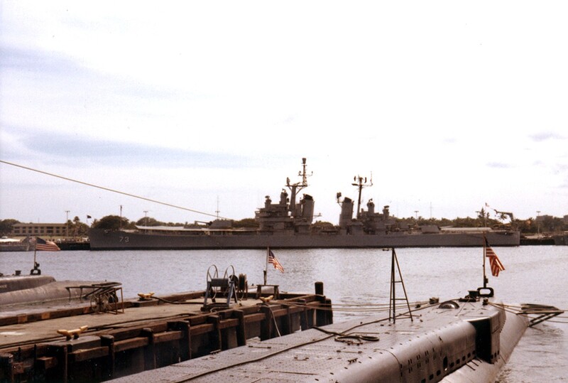 USS Saint Paul (CA-73) - N1913M.jpg :: USS Saint Paul (CA-73), Heavy Cruiser, Vietnam War - US NAVY PHOTO: Port broadside view of the USS Saint Paul (CA-73) taken from the cigarette deck of the USS Archerfish (AGSS- 311) in Pearl Harbor on 25 Aug 1963.