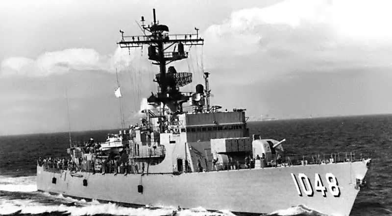 USS Sample (DE-1048) - N27022B.jpg :: USS Sample (DE-1048), Destroyer Escort, Vietnam War - US NAVY PHOTO: USS Sample (DE-1048) 1972.
