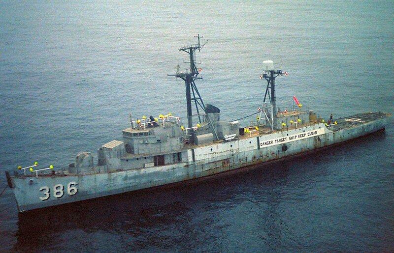 USS Savage (DE-386) - N11841F.jpg :: USS Savage (DE-386), Destroyer Escort, Post-Vietnam War - US NAVY PHOTO: The former U.S. Navy radar picket destroyer escort Savage (ex DER-386) with cameras and antennas positioned on its decks for use during the High Altitude Anti-Radiation Missile (HARM) project at the Pacific Missile Test Center off Point Mugu, California, in 1981. Savage was finally sunk on 25 Oct 1982.
