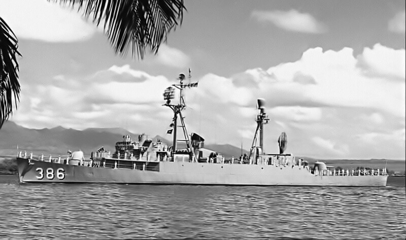 USS Savage (DE-386) - N11841K.jpg :: USS Savage (DE-386), Destroyer Escort, WW II - US NAVY PHOTO: USS Savage (DER-386) departing Pearl Harbor on deployment in 1967.
