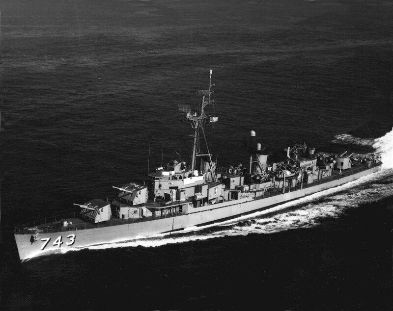 USS Southerland (DD-743) - N7111F.jpg :: USS Southerland (DD-743), Destroyer, WW II - US NAVY PHOTO: USS Southerland (DD-743), undated, location unknown.
