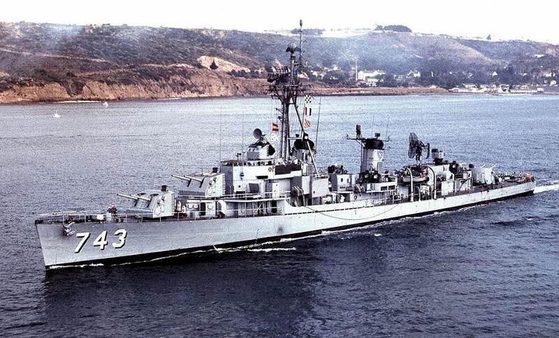 USS Southerland (DD-743) - N7111G.jpg :: USS Southerland (DD-743), Destroyer, WW II - US NAVY PHOTO: USS Southerland (DD-743), undated, passing Point Loma.
