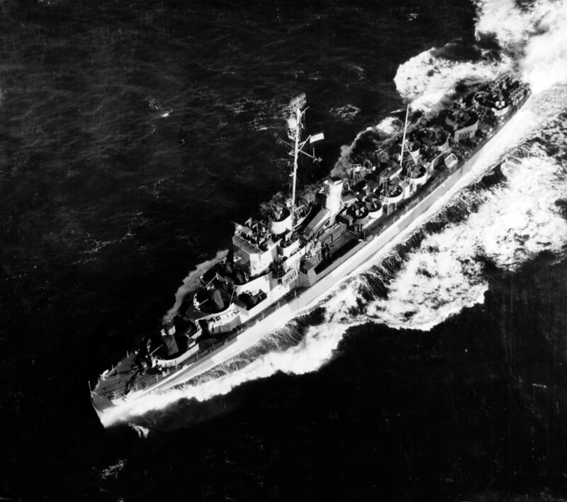USS Weeden (DE-797) - N12882.jpg :: USS Weeden (DE-797), Destroyer Escort, WW II - US NAVY PHOTO: USS Weeden (DE-797) aerial overhead underway, 10 Jan 1945.
