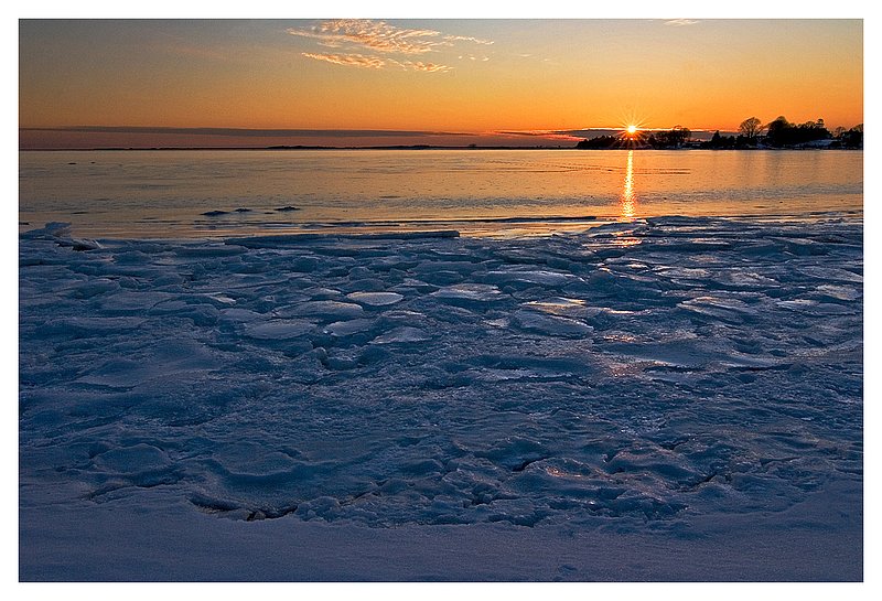 Frozen-Bay-at-Sunset.jpg