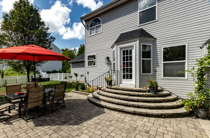 1019 Riverwalk Dr-38.jpg