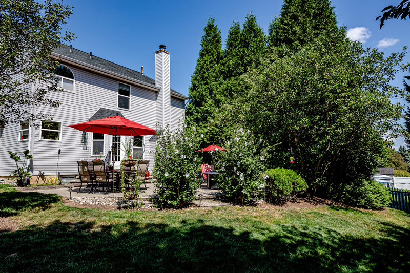 1019 Riverwalk Dr-44.jpg