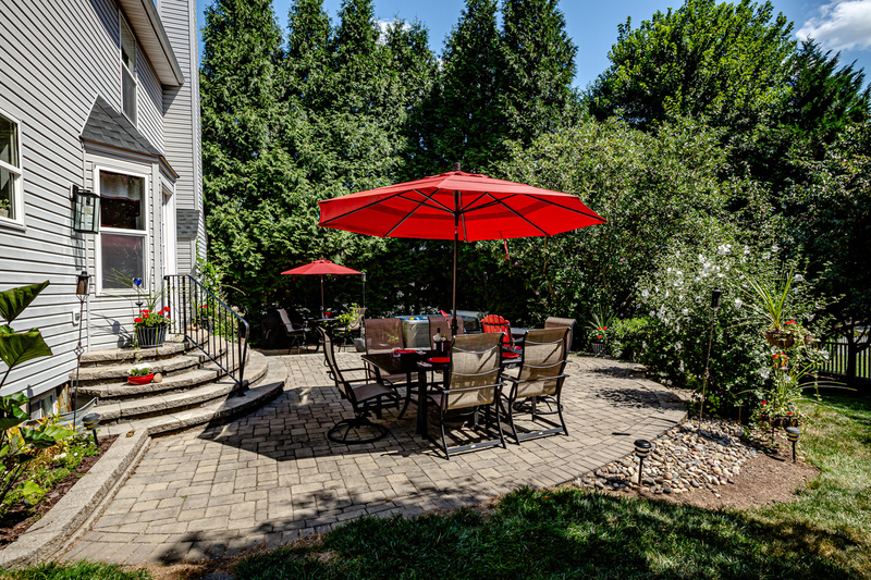 1019 Riverwalk Dr-74.jpg