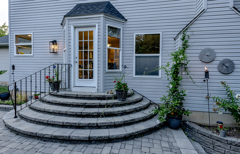 1019 Riverwalk Dr-81.jpg