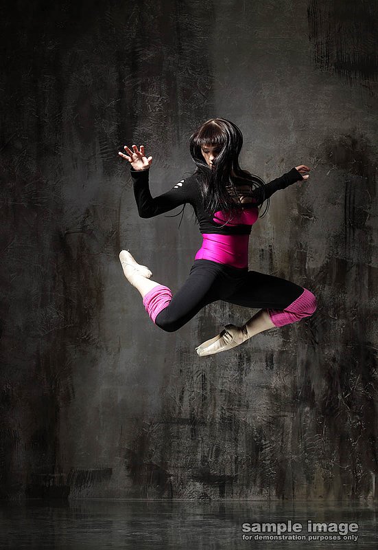 dance-bp-012.jpg :: model doing modern dance