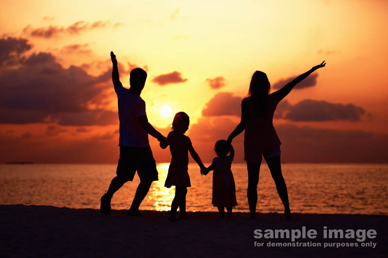 sillouettes-sp-019.jpg :: silouettes of a family