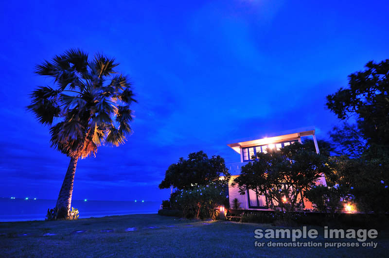 exteriors-sp-022.jpg :: Luxury Home Exterior