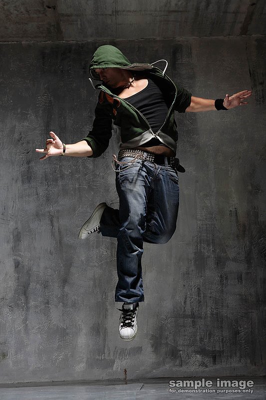 dance-bp-001.jpg :: model doing modern dance