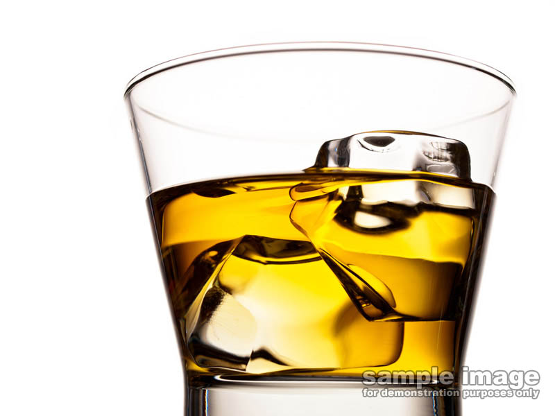 drinks-sp-021.jpg :: glass of alcohol