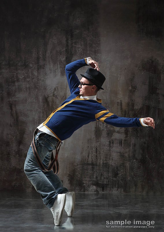 dance-bp-016.jpg :: model doing modern dance
