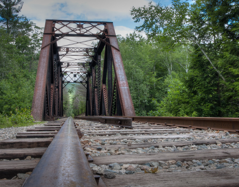 TSJ_20110701_8391_2_3h(2).jpg :: Railroad brige in New Hampshire