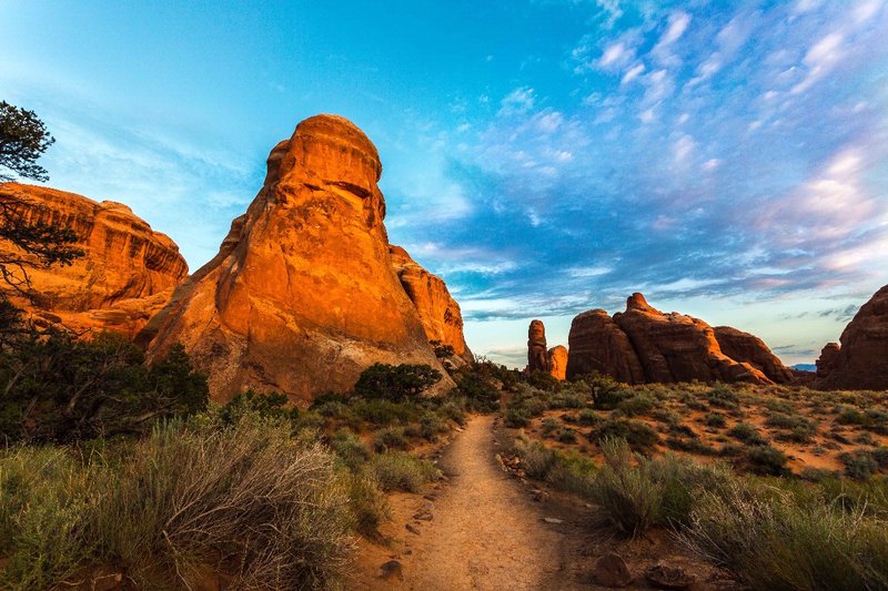 TSJ_20130912_0291.jpg :: Arches National Park at Sunrise