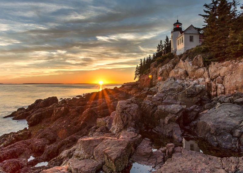 TSJ_20140909_4758_59_601.jpg :: Sunset at Bass Harbor Lighthouse Maine