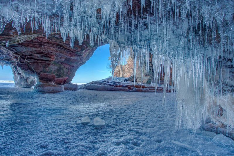 TSJ_20150228_0428_29_30.jpg :: Ice Cave: 
Apostle Islands