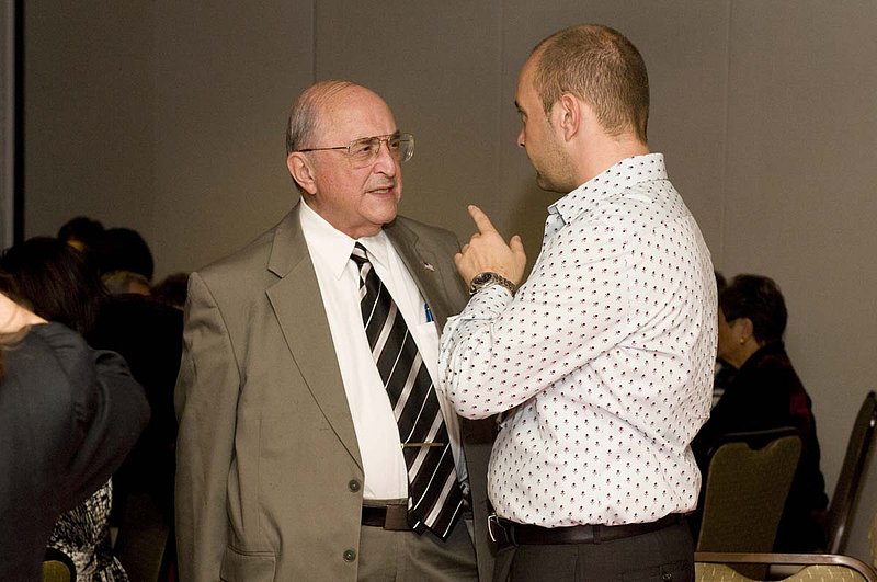 290_1080077.jpg