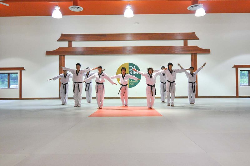 Yongin Univ Demo_0794864.jpg :: Tae Kwon Do Demonstration