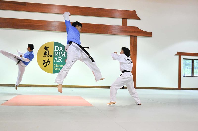 Yongin Univ Demo_0795022.jpg :: Tae Kwon Do Demonstration