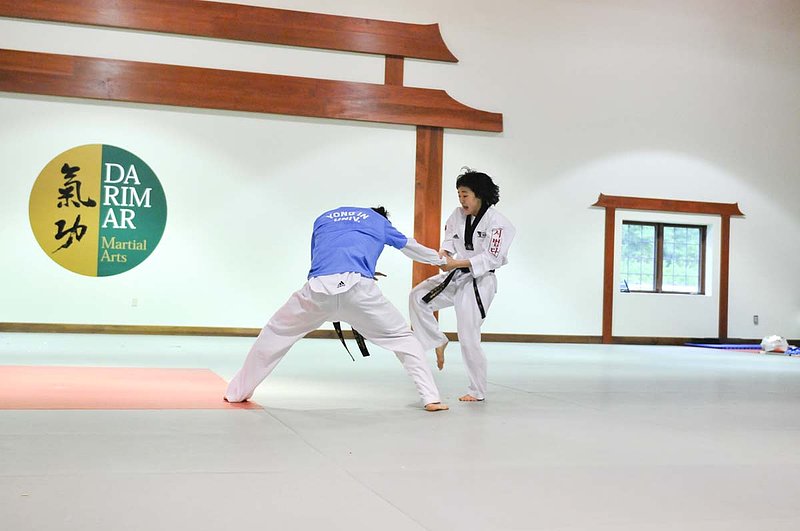 Yongin Univ Demo_0795023.jpg :: Tae Kwon Do Demonstration