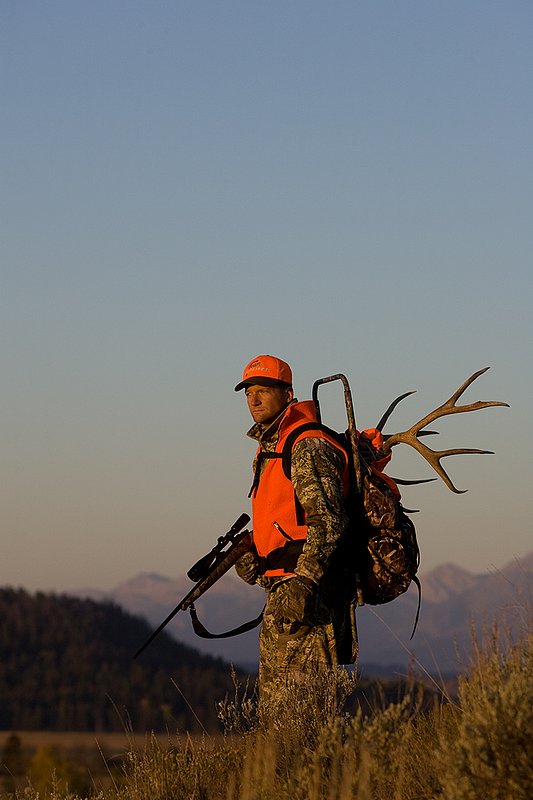 ©TC-Rifle Hunters-D90000-00189.jpg