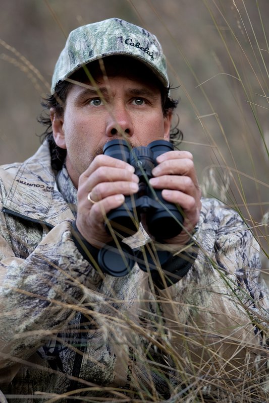 TC-Camo Hunter-D90030-00023.jpg :: Rifle Hunter wearing Cabela's Seclusion 3D-Open Country