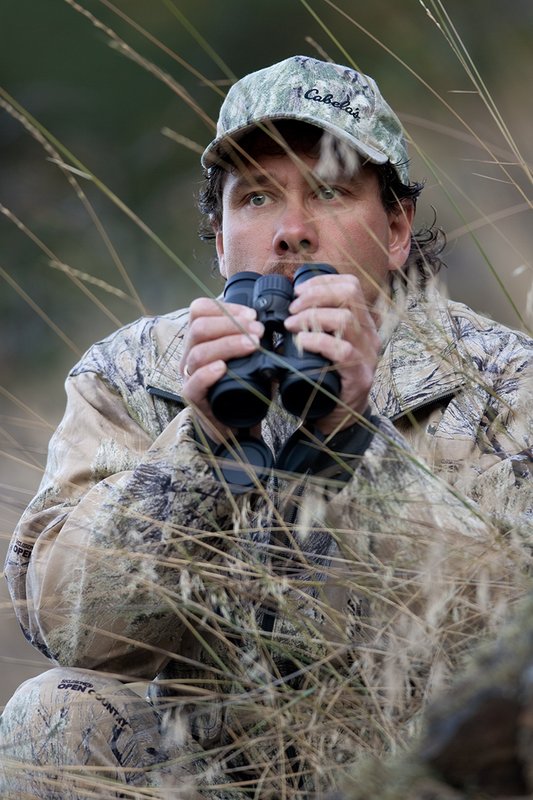 TC-Camo Hunter-D90030-00027.jpg :: Rifle Hunter wearing Cabela's Seclusion 3D-Open Country