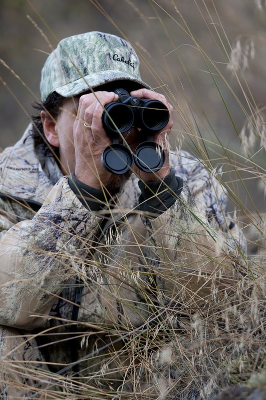 TC-Camo Hunter-D90030-00030.jpg :: Rifle Hunter wearing Cabela's Seclusion 3D-Open Country